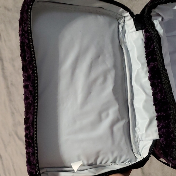 VINTAGE LISA FRANK LUNCH BOX - Picture 7 of 7